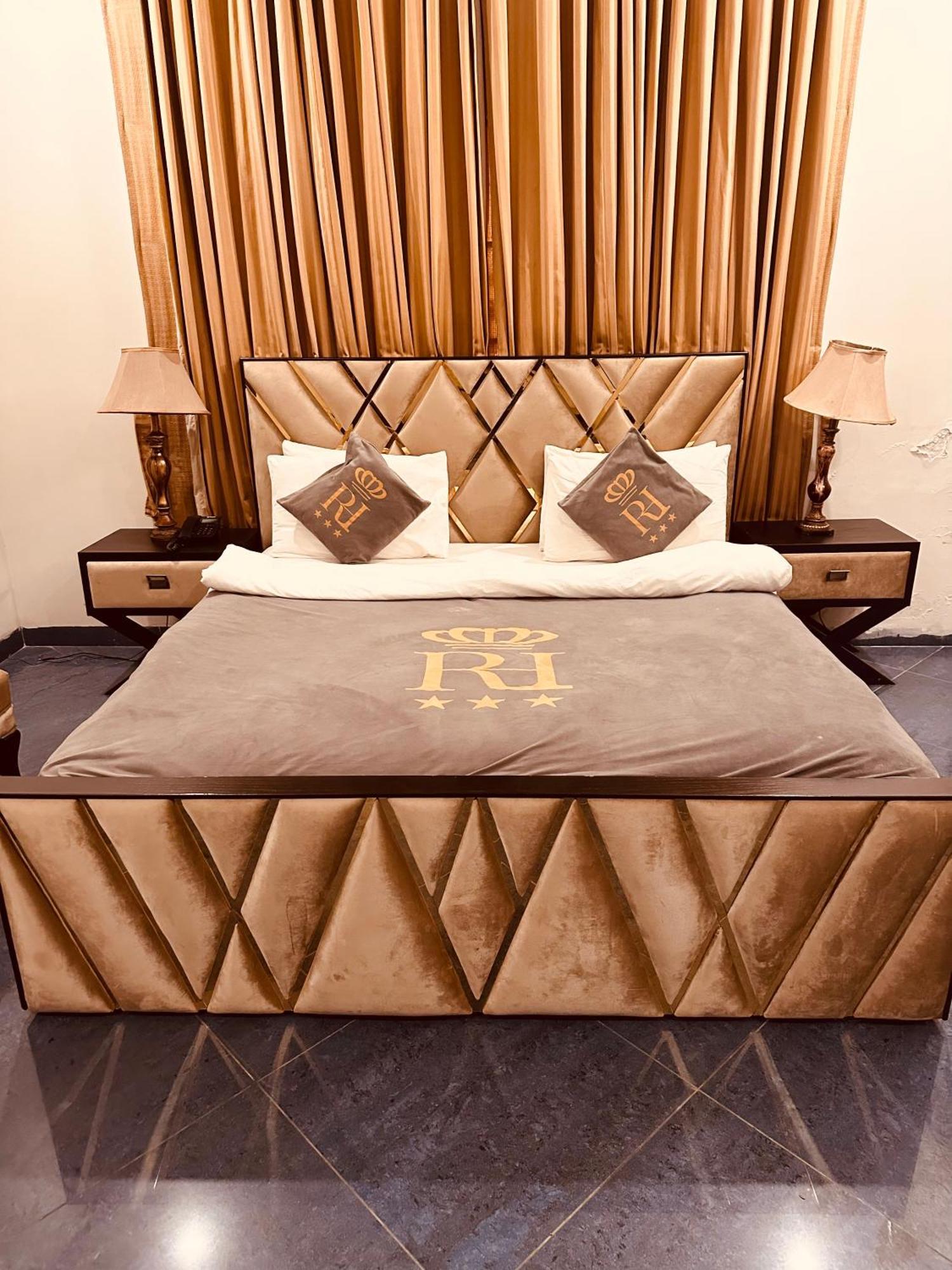 איסלמאבד Reina Boutique Hotel - G9 מראה חיצוני תמונה