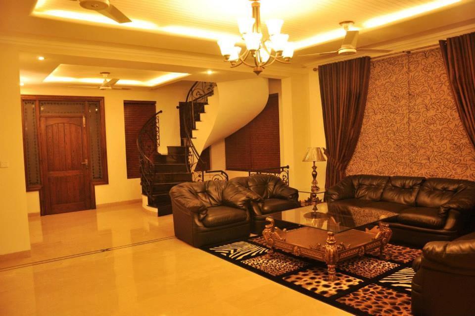 איסלמאבד Reina Boutique Hotel - G9 מראה חיצוני תמונה