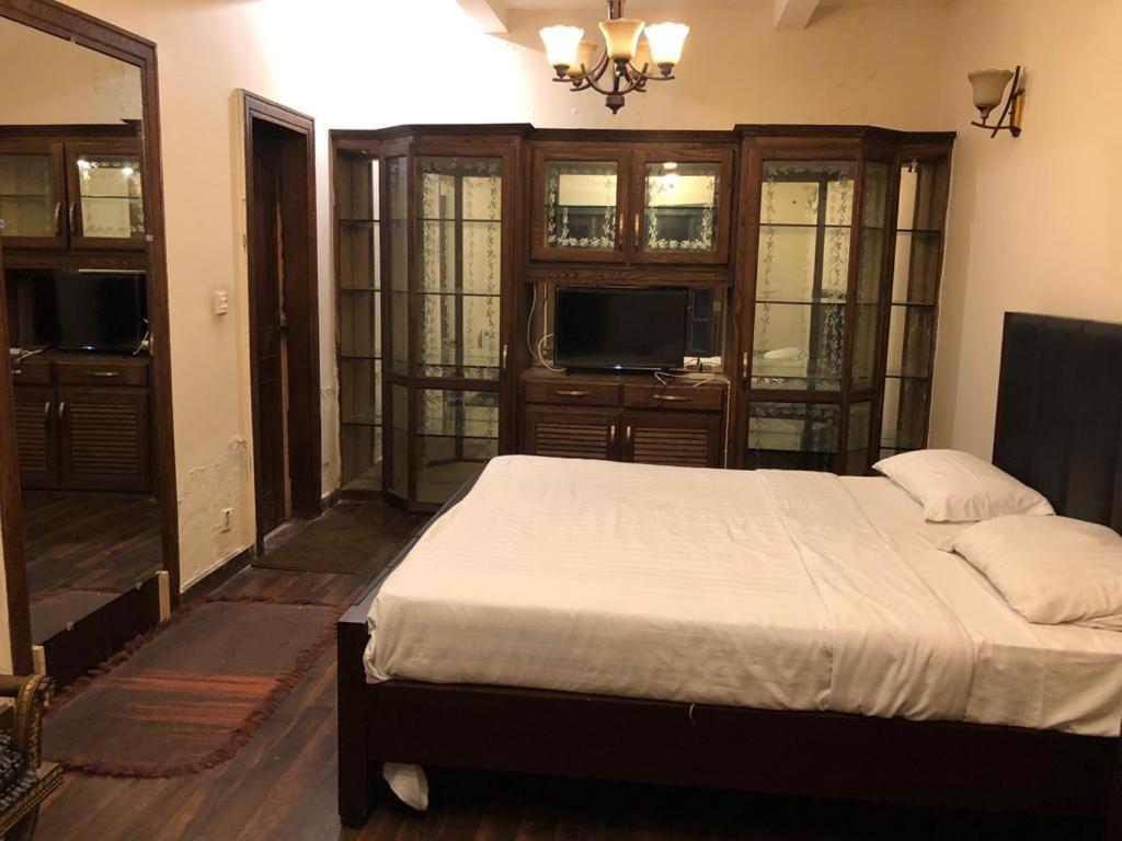 איסלמאבד Reina Boutique Hotel - G9 מראה חיצוני תמונה